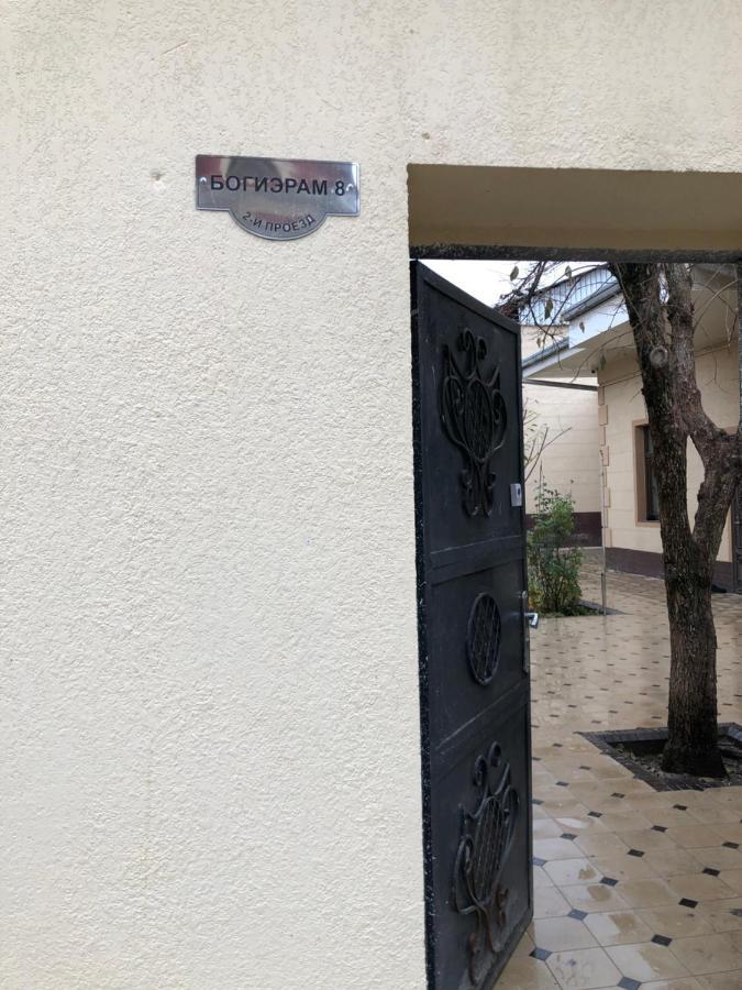 Дом Отель Бадамзар Τασκένδη Εξωτερικό φωτογραφία